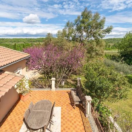 Villa Spacieuse A Vezenobres Avec Piscine Privee エクステリア 写真