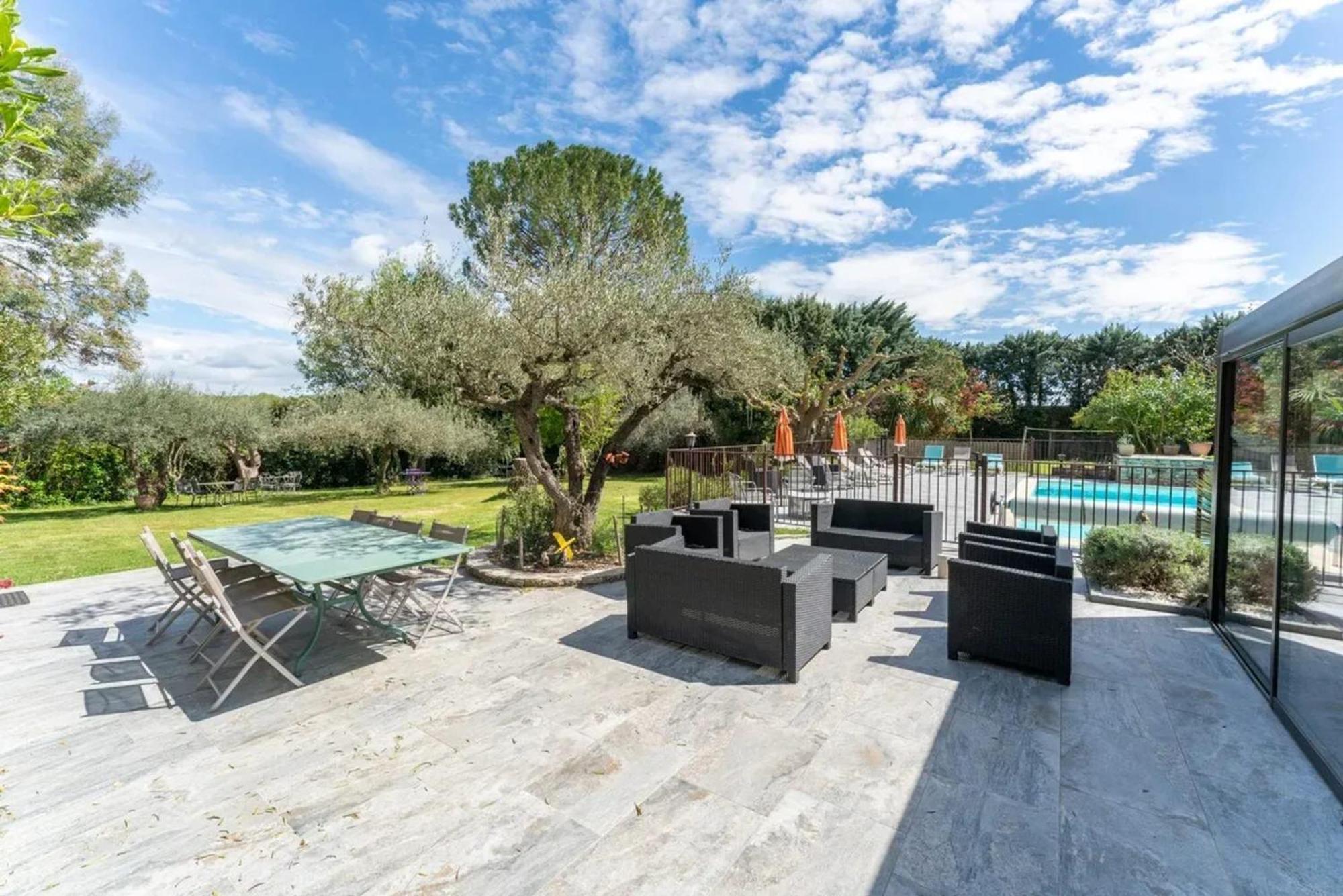 Villa Spacieuse A Vezenobres Avec Piscine Privee エクステリア 写真