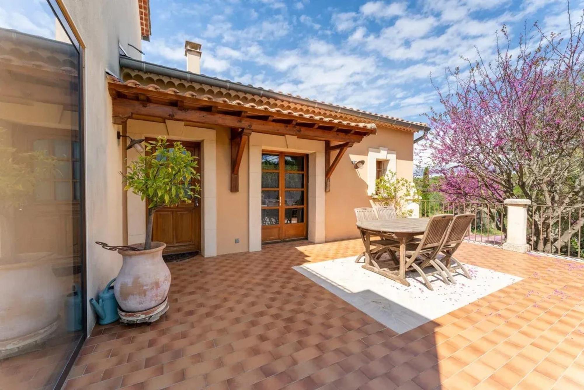 Villa Spacieuse A Vezenobres Avec Piscine Privee エクステリア 写真